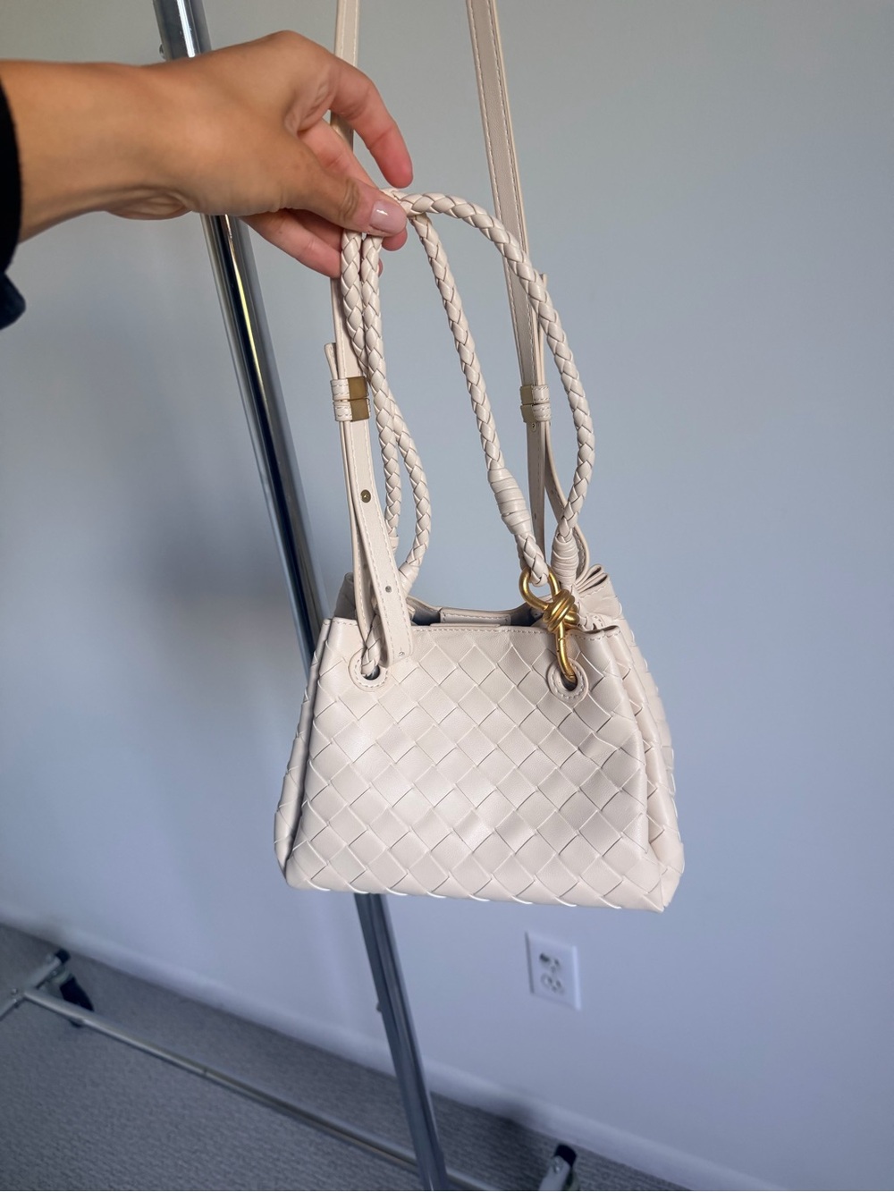 NWOT Amazon BV Dupe